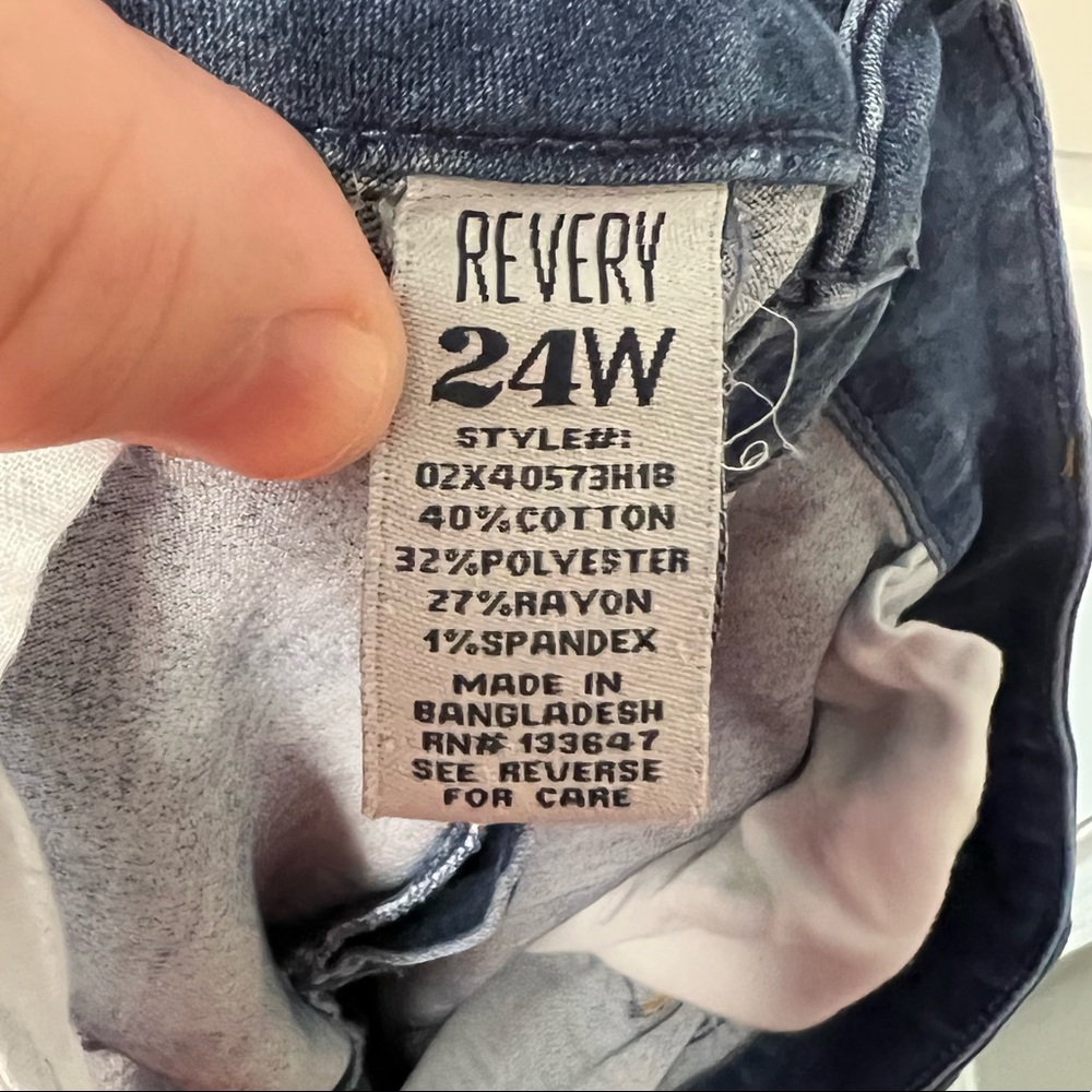 Revery Crop Jeans Size 24W - Picture 3 of 5
